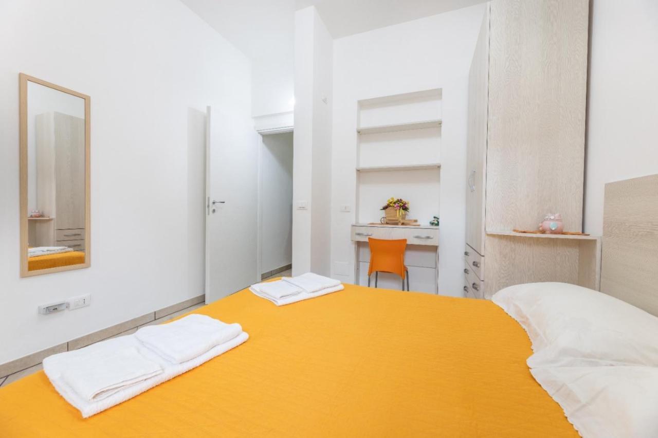 Giulio'S Apartment Taviano  Buitenkant foto